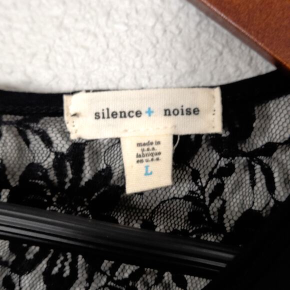 Silence + Noise Women’s Blouse Black Lace Dark Romantic Contrast Sleeves Size L - Picture 11 of 11